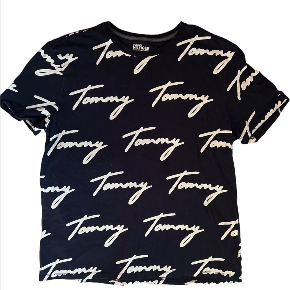 Mens Tommy Hilfiger size large Navy T-shirt